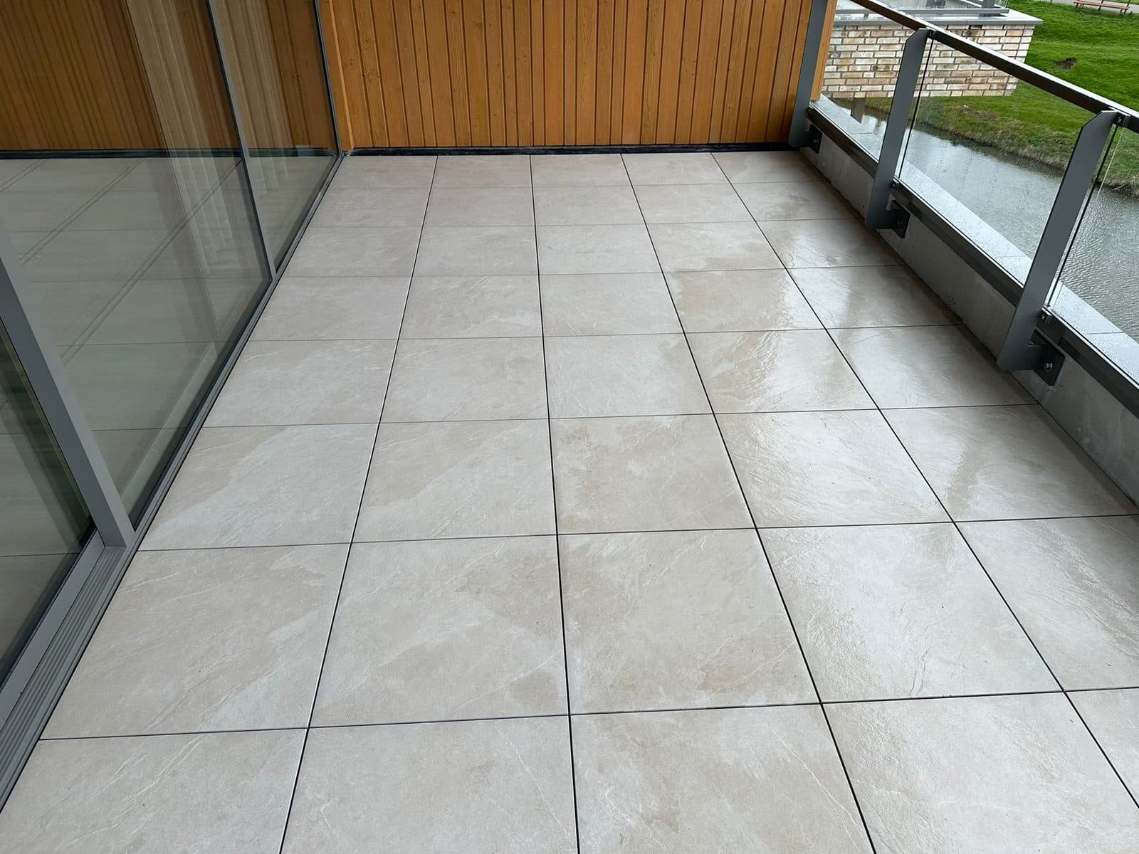 Balkon Rhoon, projectfoto