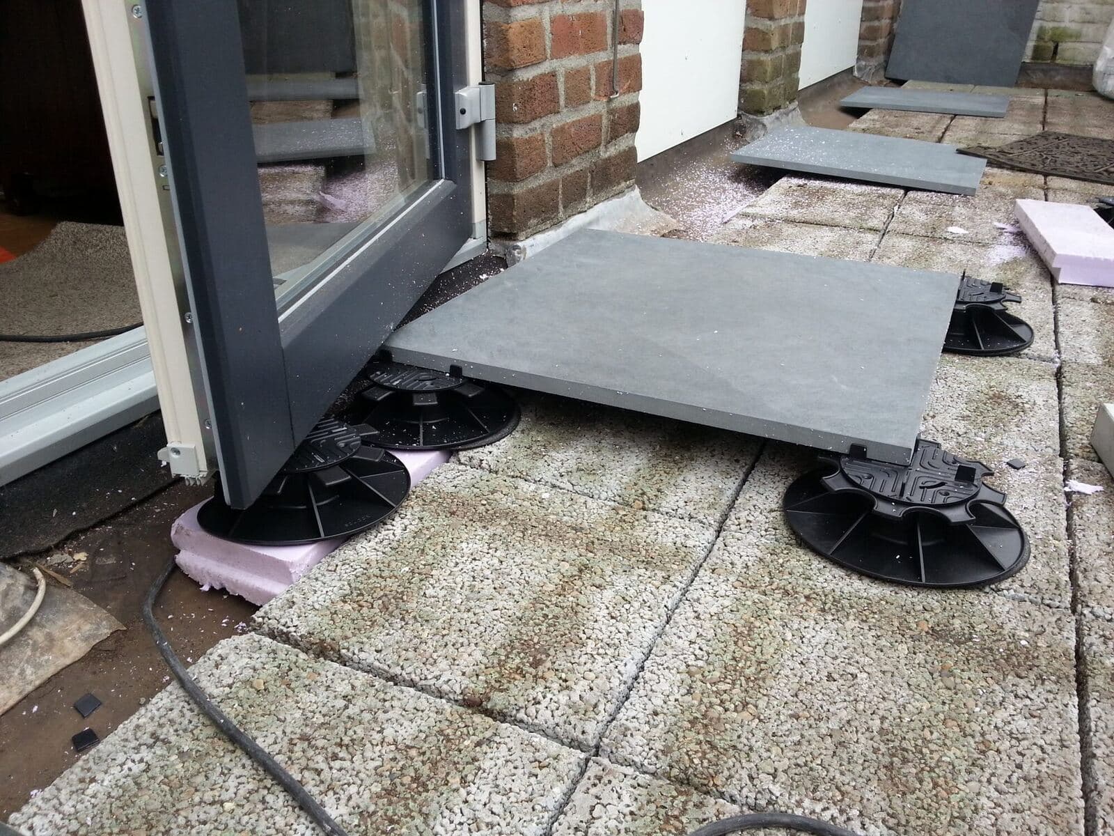 2 cm tegels balkon Beuningen, projectfoto