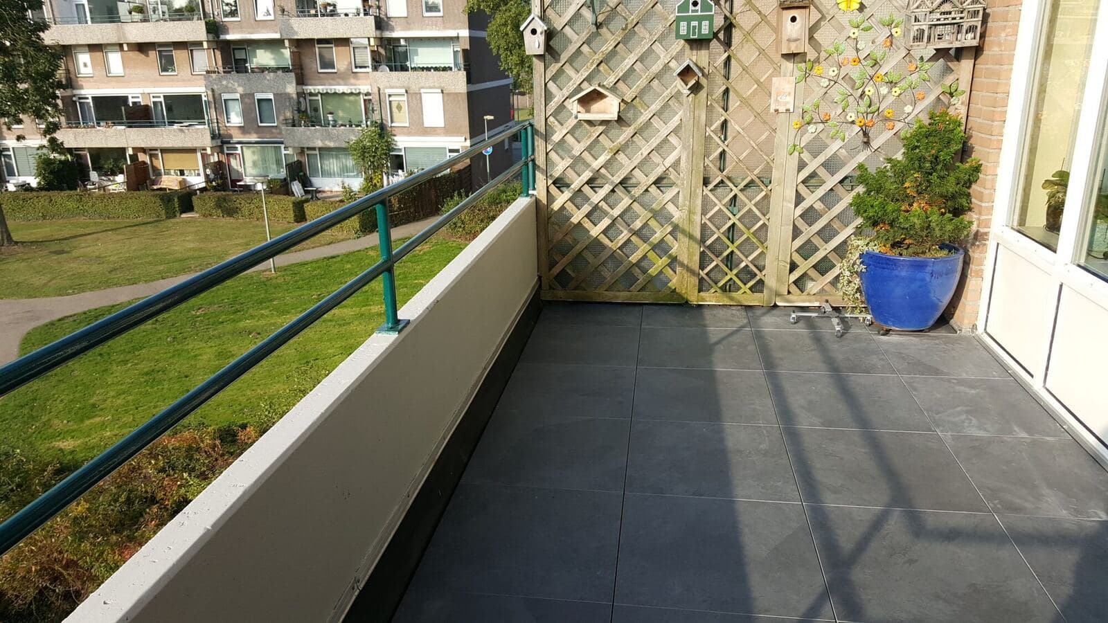 2 cm tegels balkon Dordrecht, projectfoto
