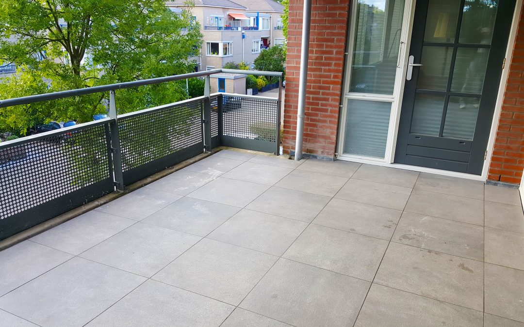 2 cm tegels Technika Antracite 60×60 cm Balkontegels Heemstede